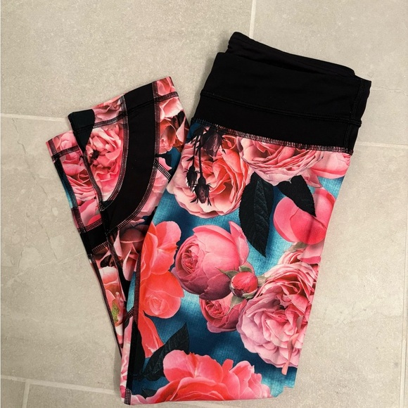 Lululemon Secret Garden Run Inspire Crop Leggings Size 4 - Picture 11 of 13